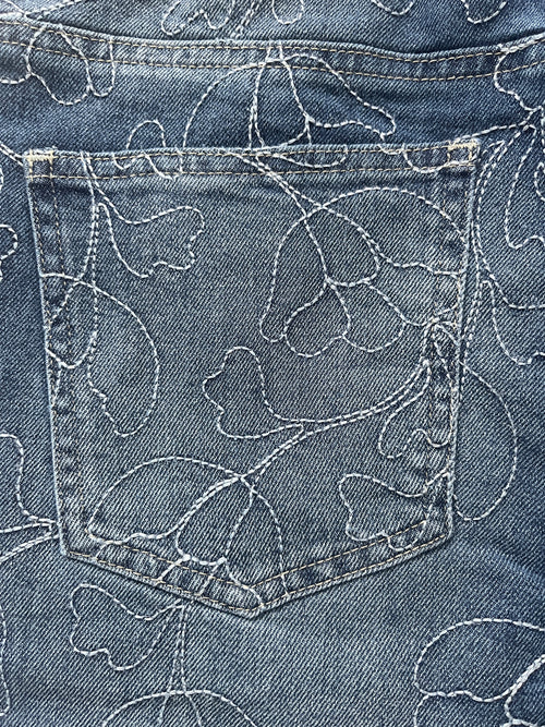 Wide Jean · Flores